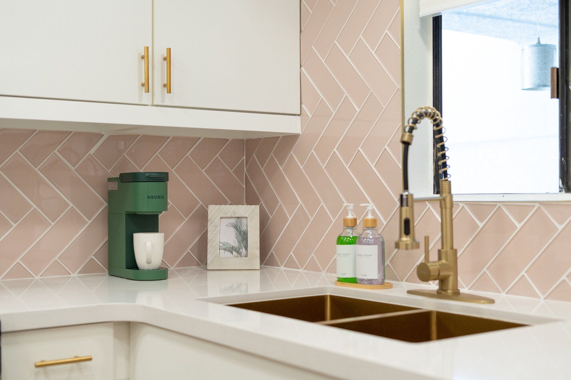 Front entrance with mid-century architecture details